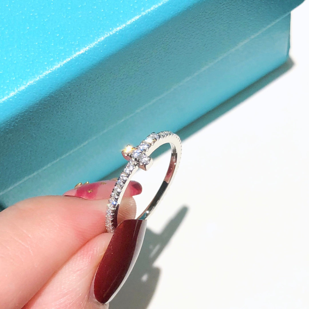 18K Tiffany Diamond Wire  Ring