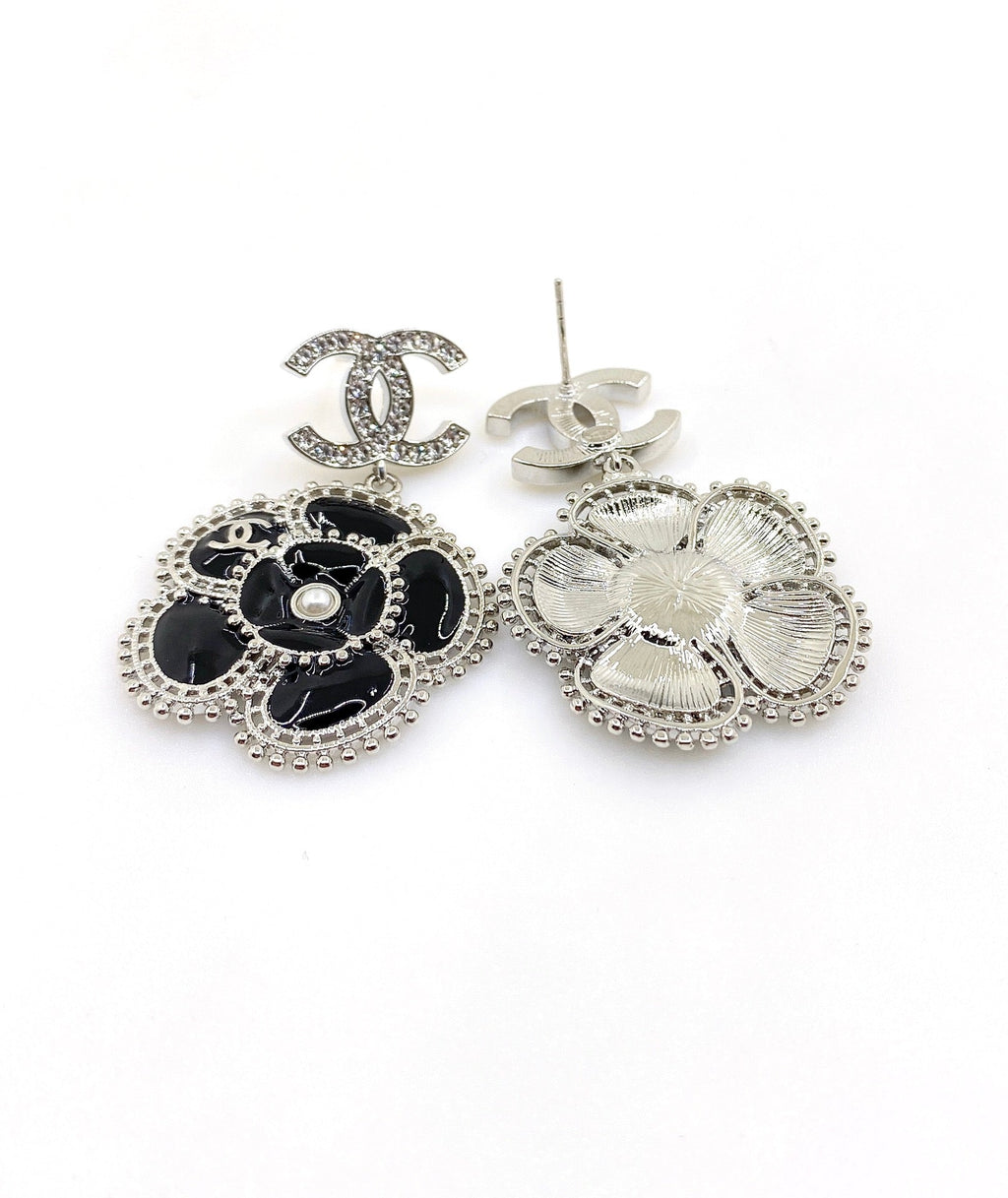18K  Chanel Black Pearl Camellia Earrings